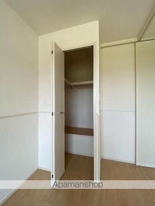 グレイスフル　Ⅱ[2LDK/56.68m2]の収納