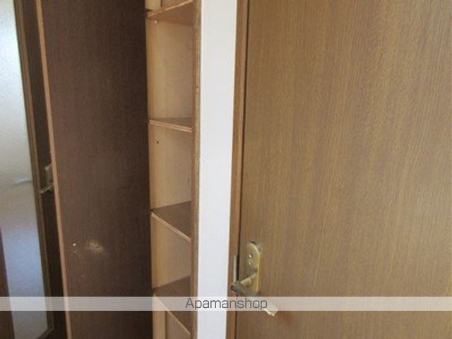 クレインコートIの内装写真