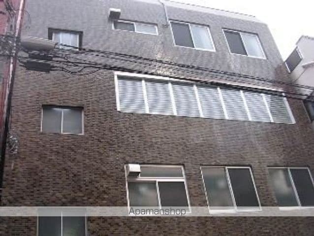 末本ビルの外観写真