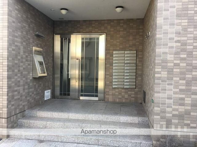 ブリエ福山西町の玄関写真