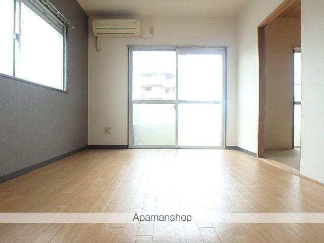 マンションロジュマンIIの内装写真