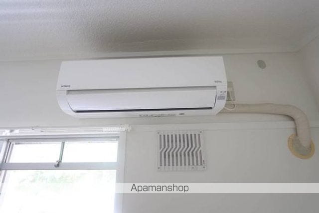 ビレッジハウス柏原1号棟の内装写真