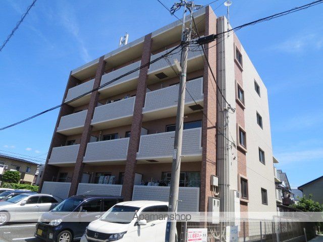 ウィングラッシア