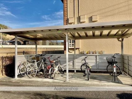 サンガーデン甲賀[2LDK/64.92m2]のロビー