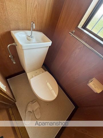 新生町戸建の内装写真
