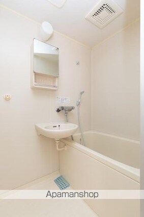 香川県高松市高松町[1K/26.5m2]のバス