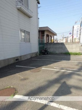 和歌山県和歌山市鳴神[2DK/38.8m2]の駐車場1