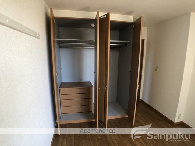 TIAREの内装写真