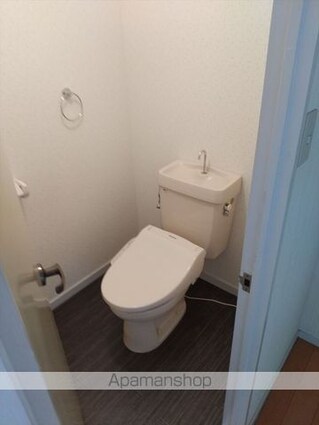 メゾン西前[3DK/55m2]のトイレ