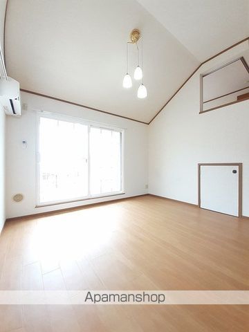 オリージャ IIIの内装写真