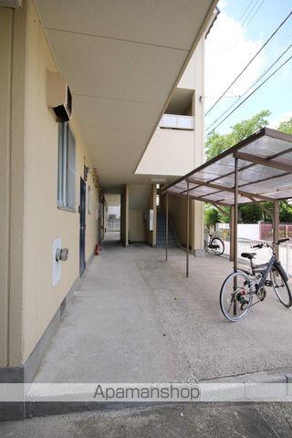 増尾マンションの玄関写真