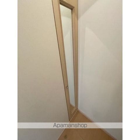 LEE SPACE 元町の内装写真