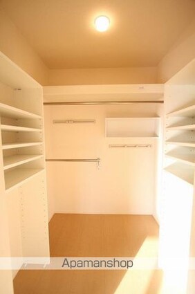 サンハイツ[2LDK/57.8m2]の収納