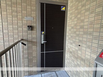 福井県福井市照手３丁目[1R/30.44m2]のエントランス1