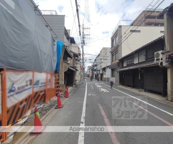 VINE OAK 中京区竹屋町計画の内装写真
