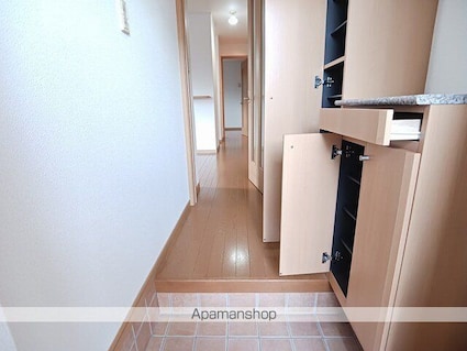 ブライト・ヒルサイドⅣ[1LDK/46.49m2]の玄関