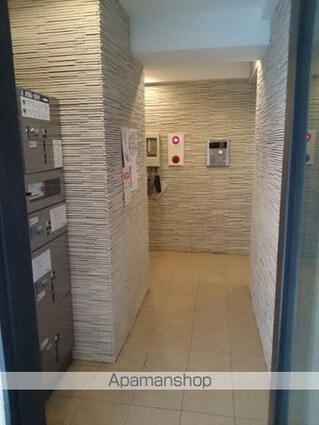 東京都練馬区春日町３丁目[1K/27.2m2]のエントランス