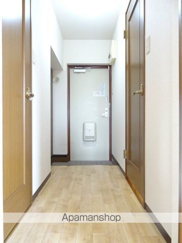 メイプルバンクの内装写真