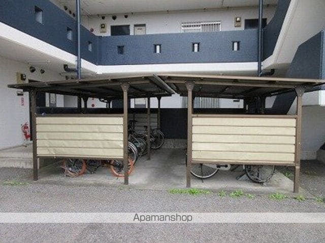 レジデンス領下の外観写真