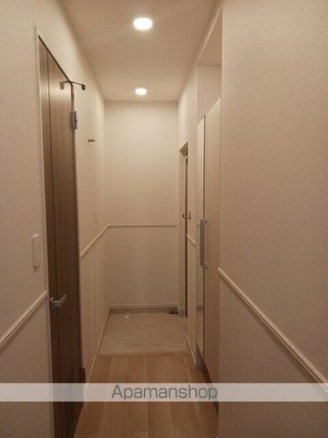 和歌山県和歌山市紀三井寺[1LDK/49.6m2]の玄関
