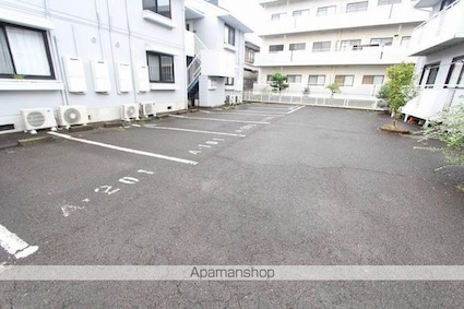 香川県高松市太田下町[2LDK/53.46m2]の駐車場