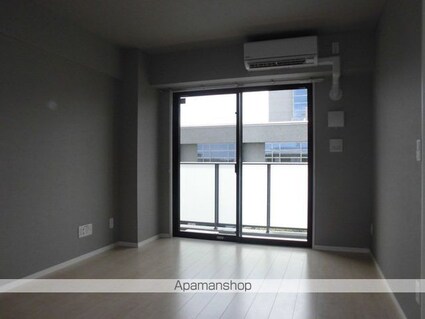 東京都三鷹市下連雀６丁目[2LDK/51.76m2]のリビング・居間