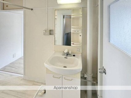 ビレッジハウス鳴滝１９号棟[3K/43.37m2]の内装2