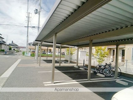 岩手県盛岡市向中野５丁目[3LDK/84.02m2]の駐車場