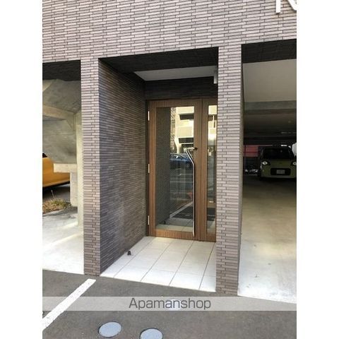 MODENA医大前の玄関写真