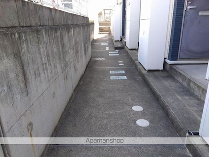 香川県丸亀市富士見町１丁目[1K/23.61m2]の共用部2
