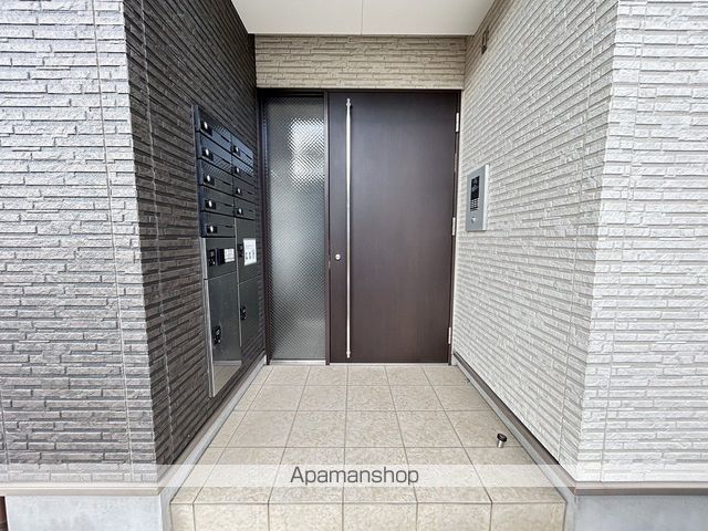 REGALEST 千田町の玄関写真
