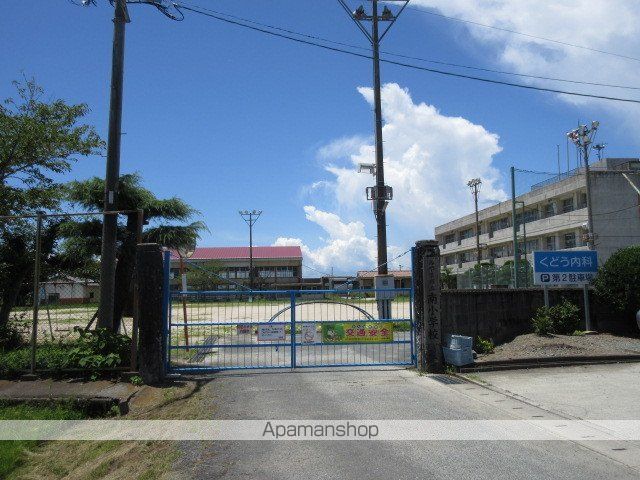ハイツ山下の周辺写真