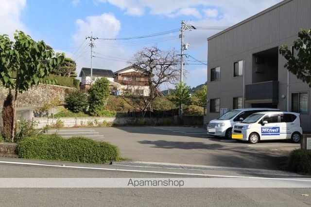 シャーメゾン上郷の外観写真