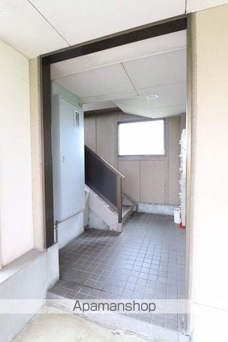 レクリオ野村二枚橋の玄関写真