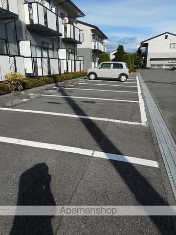 アメニティーあずみ野Ｃ[2DK/40.04m2]の駐車場