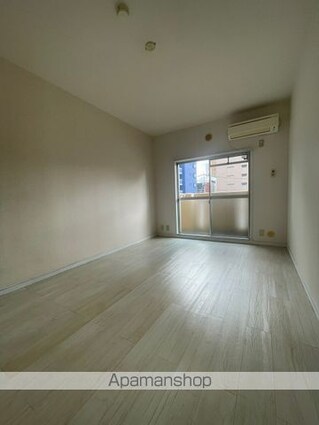 プレアール新大江[1K/22.28m2]のリビング・居間