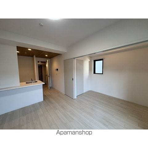 シャテーニュ上本町の内装写真