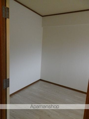 【和歌山市西庄のマンションの写真】