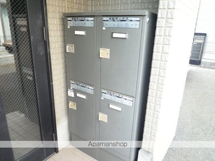 フォレスト[2LDK/54.81m2]の共用部1