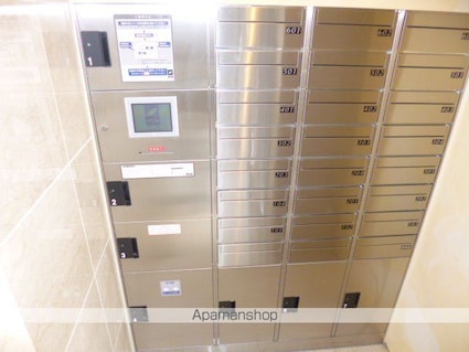東京都国分寺市西町５丁目[2LDK/67.14m2]の共用部2