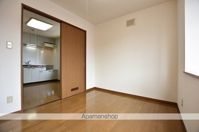 エミネンス栄町の内装写真