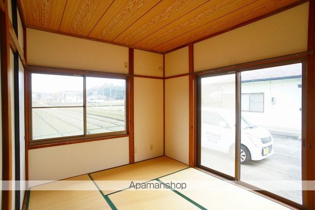 袋井名倉借家の内装写真