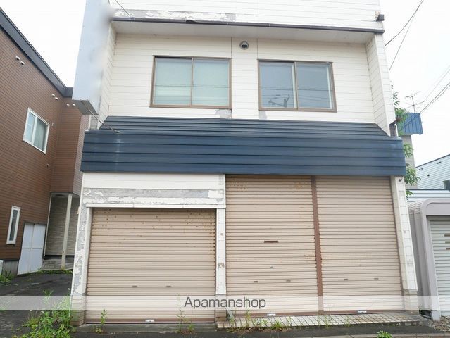 栗沢本町アパートの外観写真
