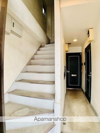 東京都新宿区市谷長延寺町[1R/15.99m2]のロビー1