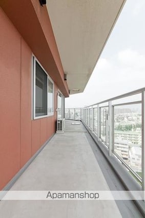 ユニゾンタワー[1LDK/52.75m2]のバルコニー