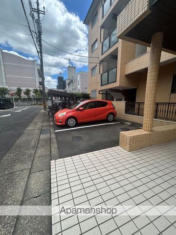 メゾンドール小島の玄関写真