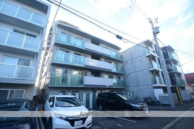 フロレゾン学園前の外観写真