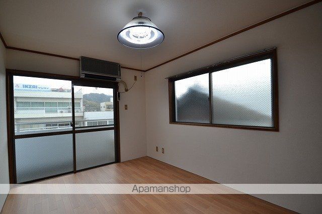 片岡ビルの内装写真