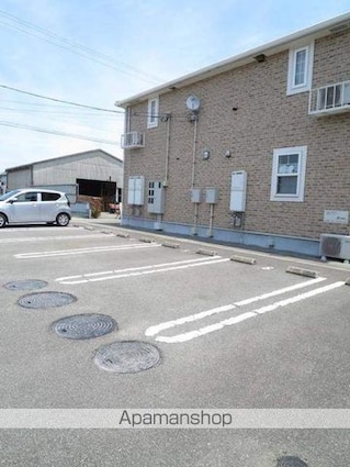 リバージュ　２[1LDK/42.37m2]の駐車場1