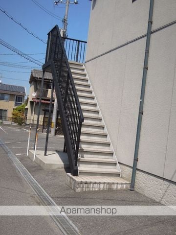 T.クレマチス.新保 C棟の玄関写真